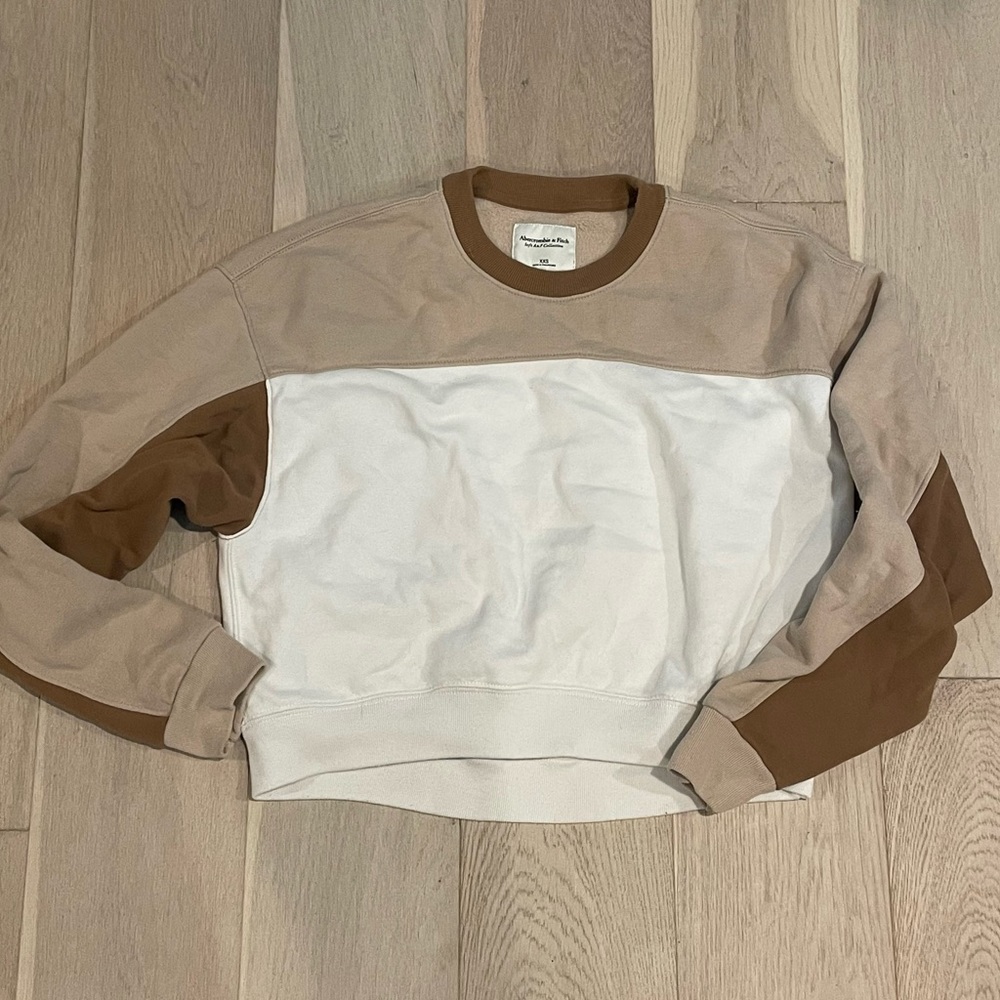 Abercrombie color block cropped sweatshirt
